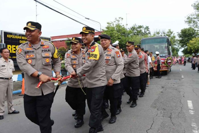 Wisuda Purnabakti, Kapolres Ngawi: Terima Kasih Sudah Berjasa Kepada Polri Wisuda Purnabakti, Kapolres Ngawi: Terima Kasih Sudah Berjasa Kepada Polri