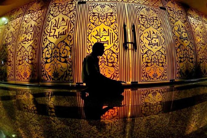 Tafsir Al-Isra 15: Ramadlan, Jangan Beribadah Minimalis Tafsir Al-Isra 15: Ramadlan, Jangan Beribadah Minimalis