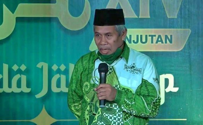 Kiai Marzuki Mustamar Ngaku Ikuti Perintah PBNU, Netral, Bantah Dukung Capres Tertentu Kiai Marzuki Mustamar Ngaku Ikuti Perintah PBNU, Netral, Bantah Dukung Capres Tertentu