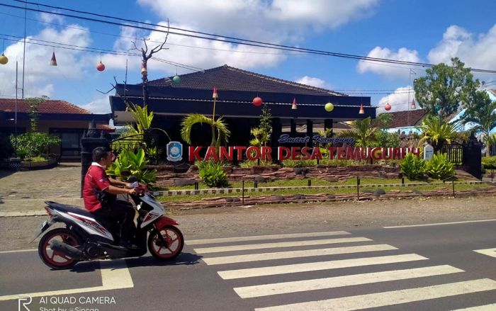 Kades Temuguruh Banyuwangi Diduga Intimidasi Pengunggah Video Hajatan Anaknya Kades Temuguruh Banyuwangi Diduga Intimidasi Pengunggah Video Hajatan Anaknya