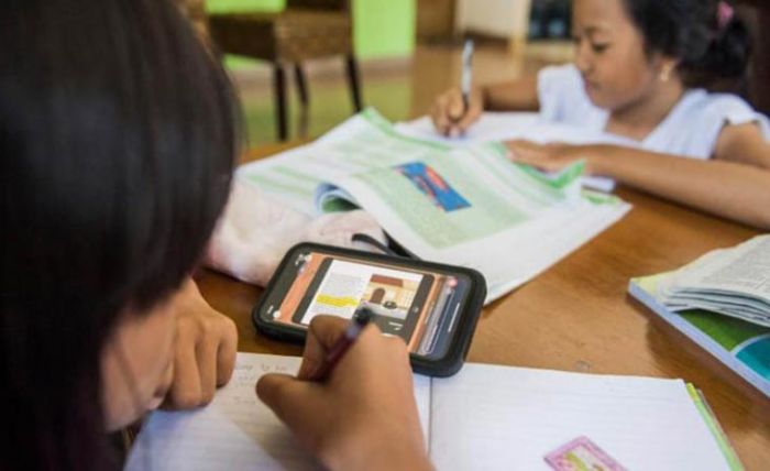 Rekom Belum Turun, SMAN 2 Batu Putuskan Lanjutkan KBM Secara Daring Rekom Belum Turun, SMAN 2 Batu Putuskan Lanjutkan KBM Secara Daring