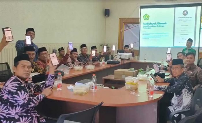 Penyuluh Agama Islam di Lamongan Pakai Audiobook untuk Binwin, Wakili Jatim di PAI Award Nasional Penyuluh Agama Islam di Lamongan Pakai Audiobook untuk Binwin, Wakili Jatim di PAI Award Nasional