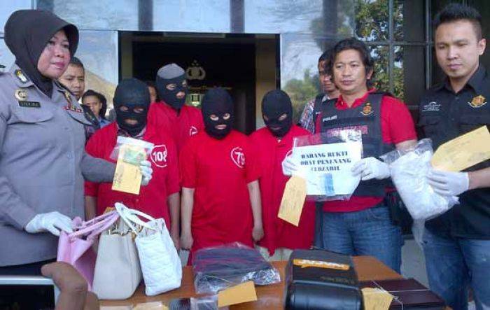 Pelaku Pembiusan Berkedok Prostitusi Online di Surabaya akhirnya Dibekuk