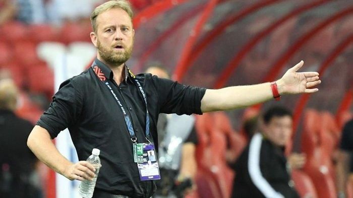 Respon Polking Dari Adanya Insiden Pelemparan Batu Terhadap Bus Pemain Timnas Thailand Respon Polking Dari Adanya Insiden Pelemparan Batu Terhadap Bus Pemain Timnas Thailand