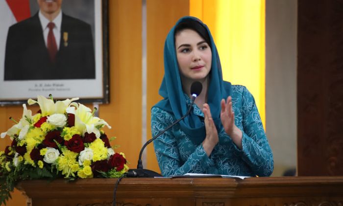 Fomdem Rekom Tujuh Tokoh Perempuan untuk Pimpin Sidoarjo, Satu di antaranya Arumi Bachsin Fomdem Rekom Tujuh Tokoh Perempuan untuk Pimpin Sidoarjo, Satu di antaranya Arumi Bachsin