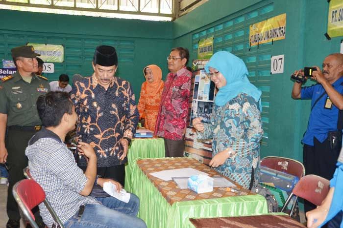 Jubeli Bursa Kerja Disnaker Sidoarjo, 4500 Pencari Kerja Incar 2.500 Lowongan Jubeli Bursa Kerja Disnaker Sidoarjo, 4500 Pencari Kerja Incar 2.500 Lowongan