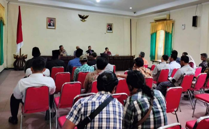 Polemik Perumahan Kwanyar Barat, Kedua Pihak Lakukan Mediasi Polemik Perumahan Kwanyar Barat, Kedua Pihak Lakukan Mediasi