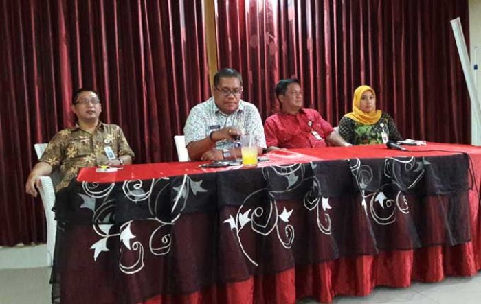 Waduh, Tunggakan Raskin di Gresik Tembus Rp 1, 6 M Waduh, Tunggakan Raskin di Gresik Tembus Rp 1, 6 M