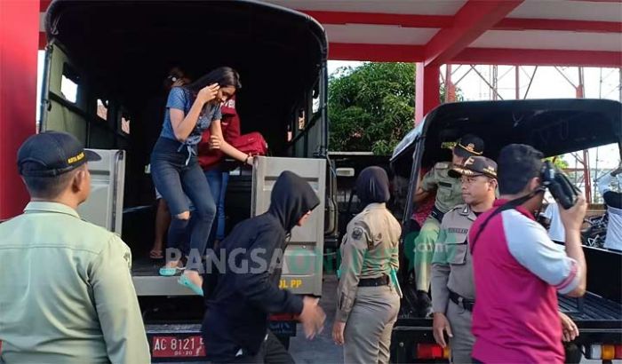 Razia Kos-kosan di Blitar saat Bulan Ramadan, Temukan Pasangan Telanjang Hingga Gadis Remaja Teler