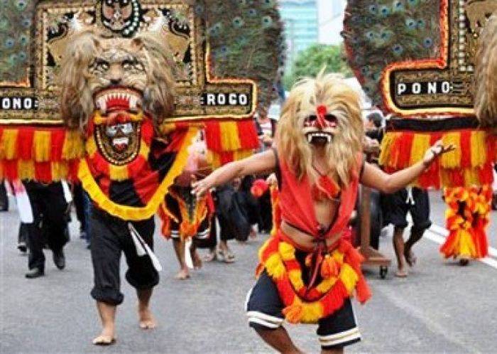 48 Dadak Merak Ponorogo Wakili Pawitandirogo di Silang Monas Jakarta 48 Dadak Merak Ponorogo Wakili Pawitandirogo di Silang Monas Jakarta