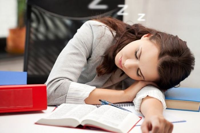 Penyebab Sering Mengantuk Padahal Sudah Cukup Tidur Penyebab Sering Mengantuk Padahal Sudah Cukup Tidur