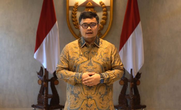 Gaduh Pengisian Perangkat, Bupati Kediri Minta Peserta Lapor Bila Ada Indikasi Jual Beli Jabatan Gaduh Pengisian Perangkat, Bupati Kediri Minta Peserta Lapor Bila Ada Indikasi Jual Beli Jabatan