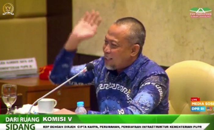 Sampaikan Pesan Ulama Madura, Syafiuddin Minta Kemen-PUPR Tak Kurangi Jatah Bantuan untuk Ponpes Sampaikan Pesan Ulama Madura, Syafiuddin Minta Kemen-PUPR Tak Kurangi Jatah Bantuan untuk Ponpes