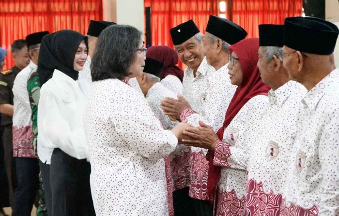 Pj Wali Kota Kediri Kukuhkan Pengurus Perwakilan Yayasan Gerontologi Abiyoso Periode 2024-2029 Pj Wali Kota Kediri Kukuhkan Pengurus Perwakilan Yayasan Gerontologi Abiyoso Periode 2024-2029