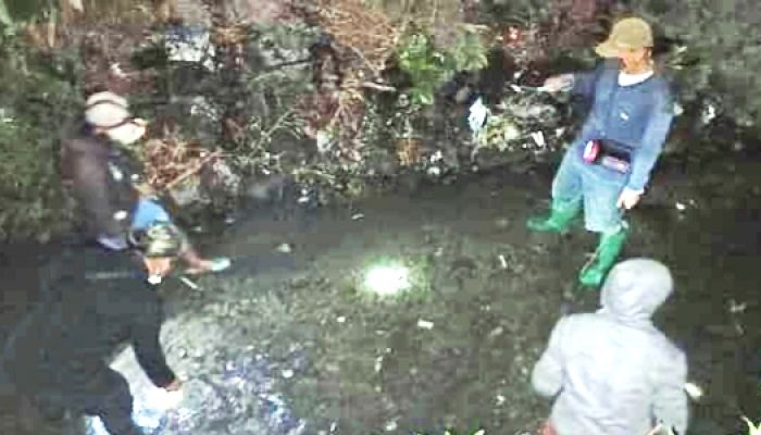 Relawan Jogo Kali, EPPI, dan Rante Rau Temukan Sampah Dibuang Malam Hari