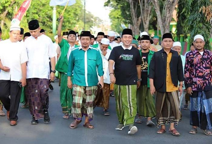 Peringati Hari Santri Nasional, PCNU Pamekasan Gelar Jalan Sehat Sarungan (JSS) Peringati Hari Santri Nasional, PCNU Pamekasan Gelar Jalan Sehat Sarungan (JSS)
