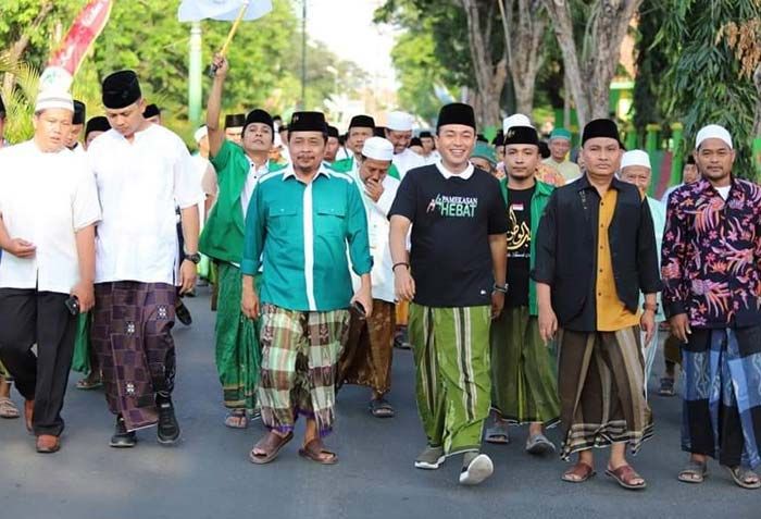 Peringati Hari Santri Nasional, PCNU Pamekasan Gelar Jalan Sehat Sarungan (JSS)