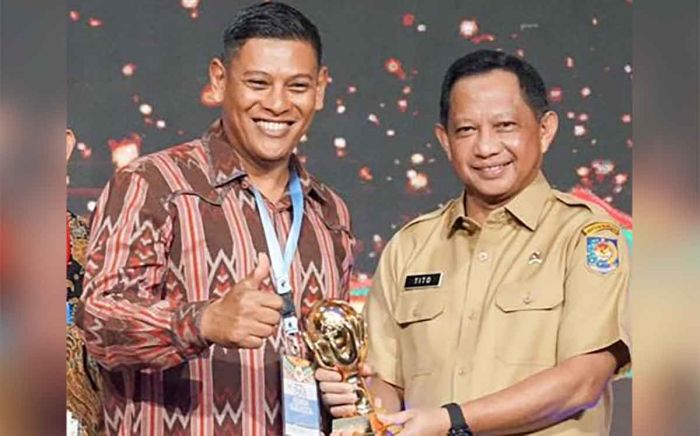 Kota Kediri Telah Capai UHC, Masyarakat Cukup Tunjukkan KTP untuk Berobat Kota Kediri Telah Capai UHC, Masyarakat Cukup Tunjukkan KTP untuk Berobat