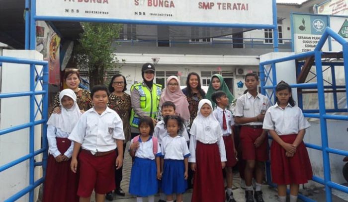 Kabar Penculikan Anak di Sidoarjo Hoax, Polisi Turunkan Personel ke Sejumlah Sekolah Kabar Penculikan Anak di Sidoarjo Hoax, Polisi Turunkan Personel ke Sejumlah Sekolah