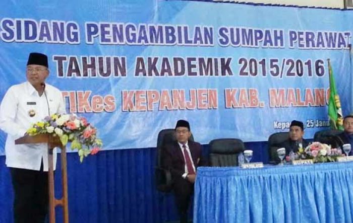 Hadiri Sumpah Jabatan Perawat STIKES Malang, Bupati: Perawat Harus Ramah Hadiri Sumpah Jabatan Perawat STIKES Malang, Bupati: Perawat Harus Ramah