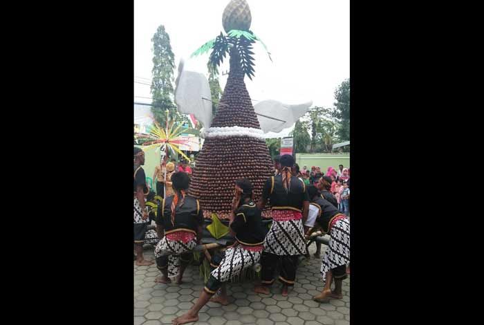Festival Salak Wedi Bojonegoro 2018, 22 Gunungan Diarak Keliling Desa