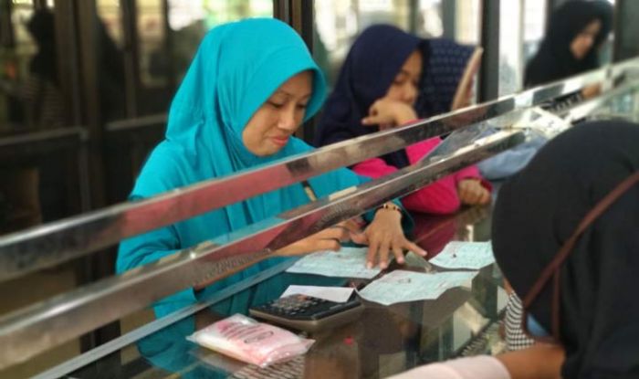 Harga Perhiasan Emas di Pacitan Mengalami Kenaikan Harga Perhiasan Emas di Pacitan Mengalami Kenaikan