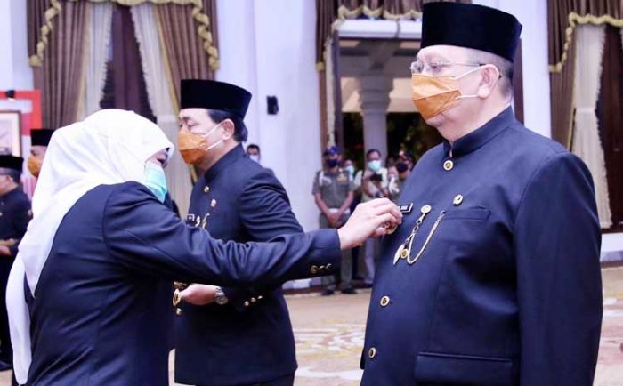Ardo Sahak Dikukuhkan Gubernur Jatim Sebagai Pjs. Wali Kota Pasuruan