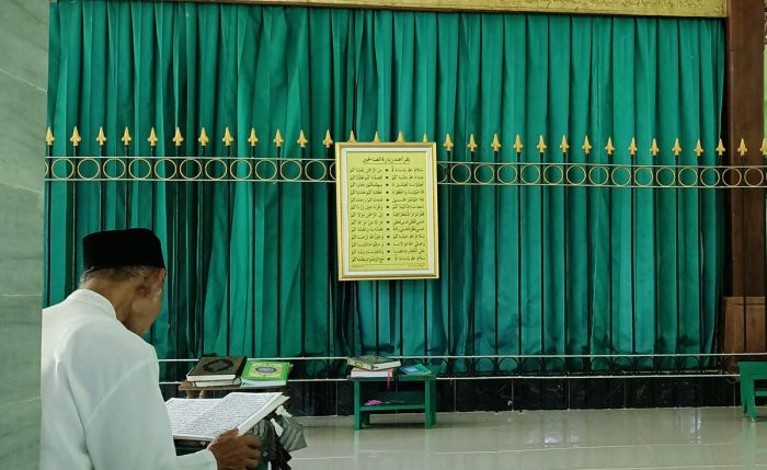 Makam Mbah Mursyad Sudah Dibuka untuk Peziarah Makam Mbah Mursyad Sudah Dibuka untuk Peziarah