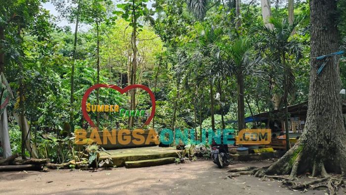 Sumber Cakarsi: Wisata Air nan Asri di Kota Kediri yang Perlu Perhatian Khusus Agar Mempesona Sumber Cakarsi: Wisata Air nan Asri di Kota Kediri yang Perlu Perhatian Khusus Agar Mempesona