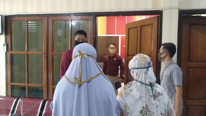 ​Diduga Diselewengkan Oknum Perangkat Desa, Warga Penerima BPNT di Tuban Lapor Polisi