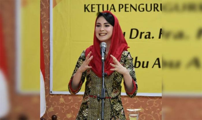 Arumi Bachsin Komitmen Majukan Olahraga dan Cetak Karakter Bangsa Arumi Bachsin Komitmen Majukan Olahraga dan Cetak Karakter Bangsa