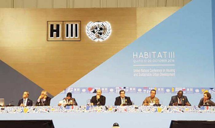 Wali Kota Risma Serukan Persamaan Gender dalam Habitat III di Quito