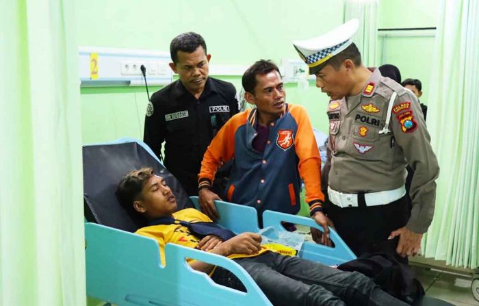Berikut Daftar Nama Korban Kecelakaan Rombongan Drumband di Pamekasan Berikut Daftar Nama Korban Kecelakaan Rombongan Drumband di Pamekasan