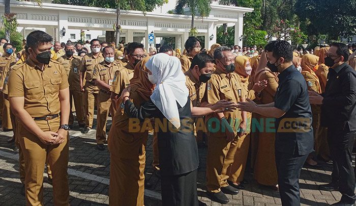 Borong Penghargaan, Gubernur Khofifah Apresiasi Kinerja ASN Pemprov Jatim Borong Penghargaan, Gubernur Khofifah Apresiasi Kinerja ASN Pemprov Jatim
