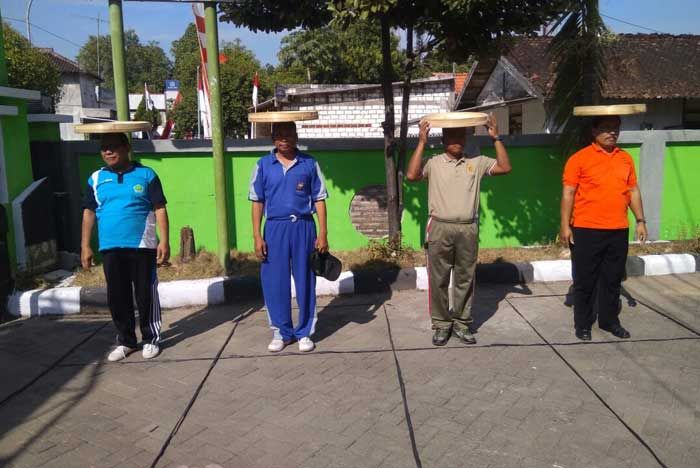 Jajaran Polsek dan Koramil Senori Gelar Lomba Agustusan Jajaran Polsek dan Koramil Senori Gelar Lomba Agustusan