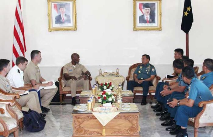 Pangarmatim Terima Courtesy Call Comdesron 7 Captain Alexis T. Walker Pangarmatim Terima Courtesy Call Comdesron 7 Captain Alexis T. Walker