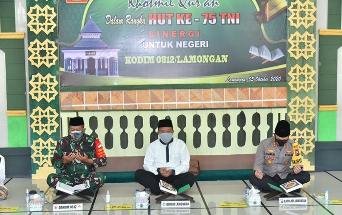 Peringati HUT TNI ke-75, Kodim 0812 Lamongan Gelar Khotmil Quran