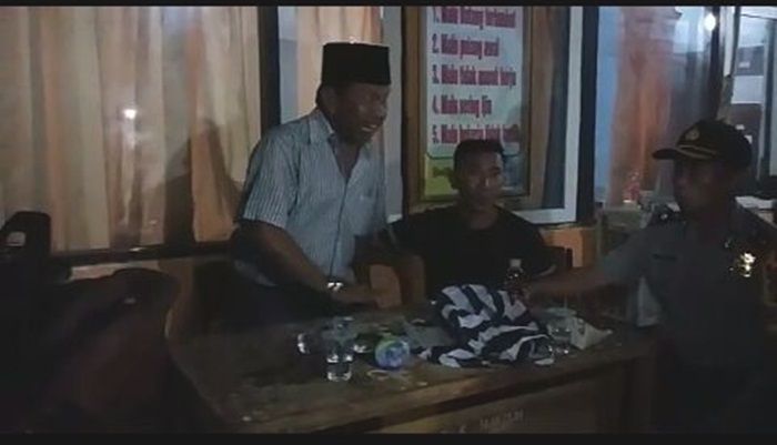Tak Terima Didiskualifikasi, Balon Independen Ngamuk Gebrak Meja KPU Kabupaten Pamekasan