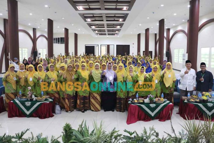 Hadir di Musda Aisyiyah ke-11, Wabup Gresik Sebutkan Isu Peran Perempuan Hadir di Musda Aisyiyah ke-11, Wabup Gresik Sebutkan Isu Peran Perempuan