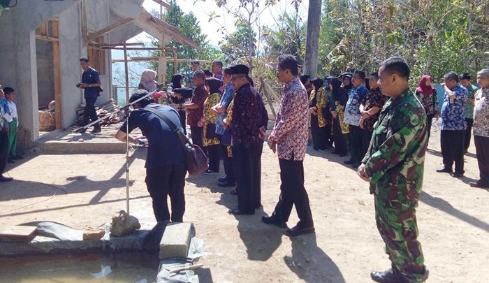 Tilik Warga, Bupati Indartato Sambangi Desa-desa di Kecamatan Tegalombo