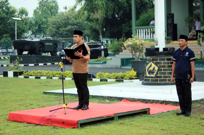 Bertema Indonesia Hebat Bersama Umat, Mas Adi Pimpin Apel HAB ke-78 di Kota Pasuruan Bertema Indonesia Hebat Bersama Umat, Mas Adi Pimpin Apel HAB ke-78 di Kota Pasuruan
