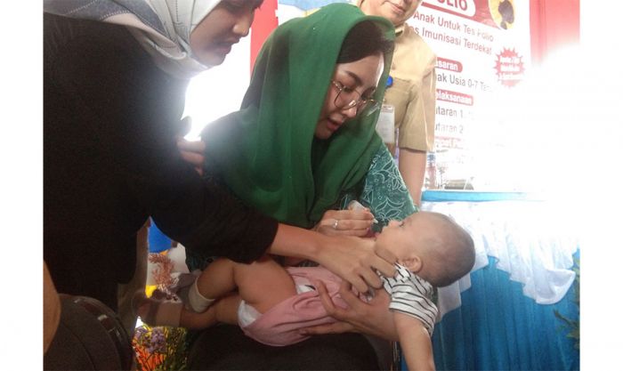 Cegah Polio, Pemkab Nganjuk Gelar Imunisasi Serentak Cegah Polio, Pemkab Nganjuk Gelar Imunisasi Serentak