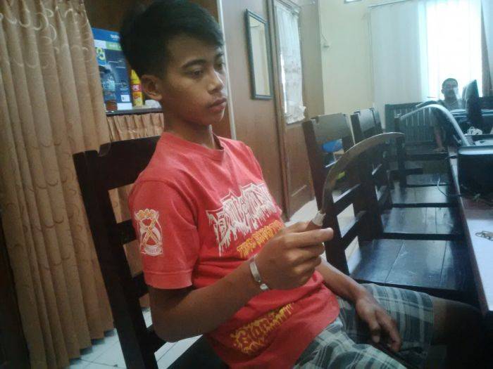 Bawa Sajam di Motor, Ditangkap