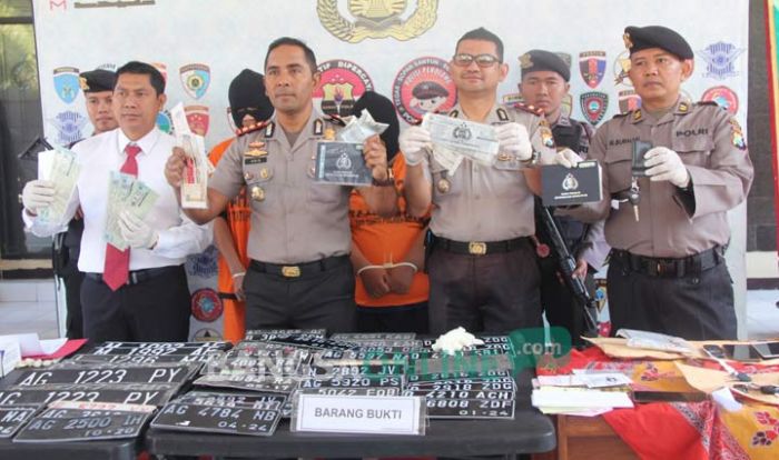 Ditawarkan Murah Lewat Medsos, Berbagai Jenis Mobil Ini Ternyata Kendaraan Bodong Ditawarkan Murah Lewat Medsos, Berbagai Jenis Mobil Ini Ternyata Kendaraan Bodong