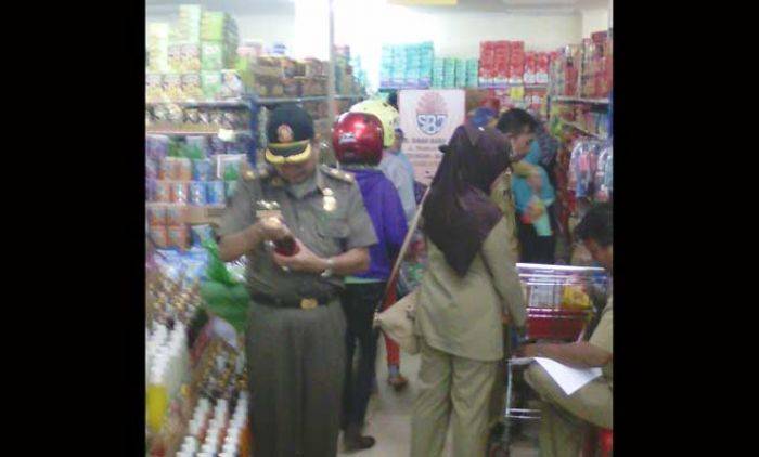 Waduh! di Sumenep Beredar Banyak Mamin tak Layak Konsumsi Waduh! di Sumenep Beredar Banyak Mamin tak Layak Konsumsi