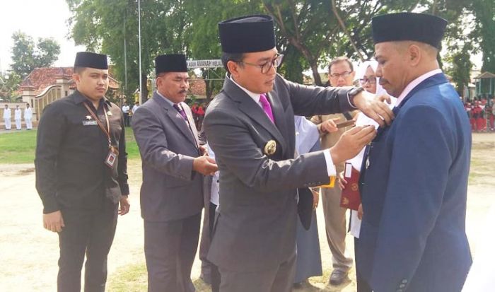 Pimpin Upacara HAB ke-74, Bupati Pamekasan Ajak Tebar Kebersamaan dan Kekompakan Pimpin Upacara HAB ke-74, Bupati Pamekasan Ajak Tebar Kebersamaan dan Kekompakan