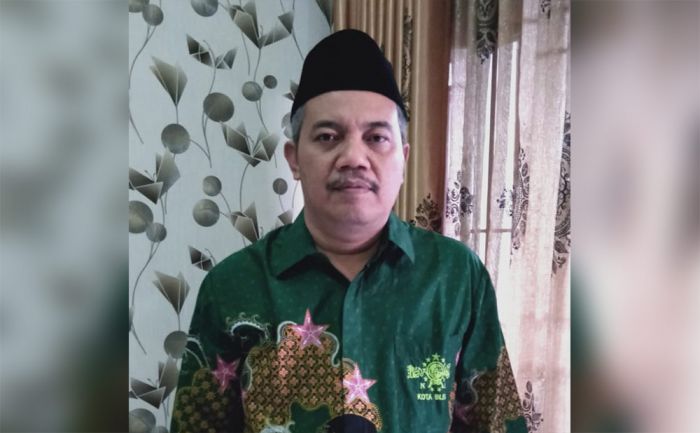 Adzan di Tengah Masyarakat Pluralis Adzan di Tengah Masyarakat Pluralis