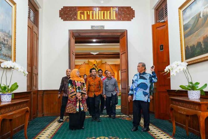 Perkuat Kerja Sama, Khofifah Terima Kunjungan Menteri Besar Negeri Sembilan Malaysia