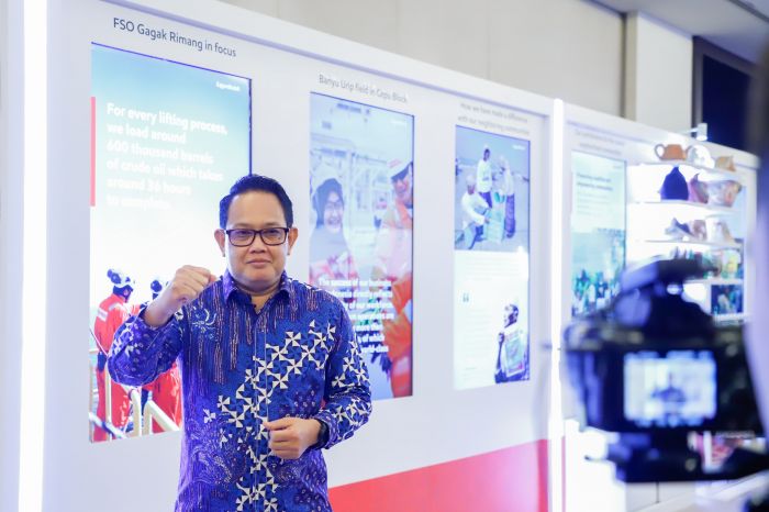 Apresiasi Pengapalan FSO ke-1000 EMCL Blok Cepu, Pj Gubernur Adhy: Kado HUT RI dan Warga Jatim Apresiasi Pengapalan FSO ke-1000 EMCL Blok Cepu, Pj Gubernur Adhy: Kado HUT RI dan Warga Jatim