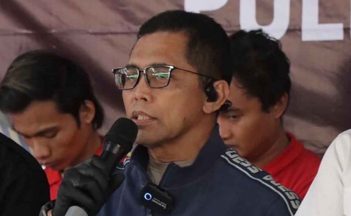 Ulama dan Tokoh Apresiasi Kinerja Kasatreskrim Polres Sampang Ulama dan Tokoh Apresiasi Kinerja Kasatreskrim Polres Sampang
